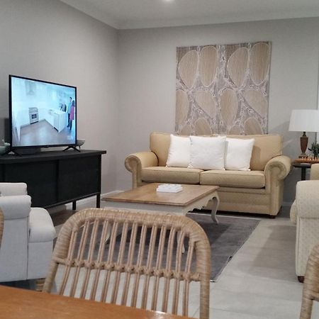 Kennedy House Euroa Perfect For Short Term Stays Bilik gambar